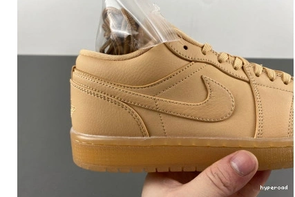 Hyperoad Low Air Vanilla 1 “Pale Sand” SE Jordan 0804